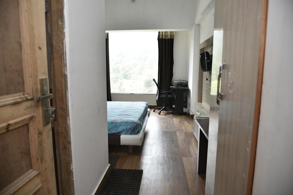 Hill Paradise Hotel Nagchala Exterior photo