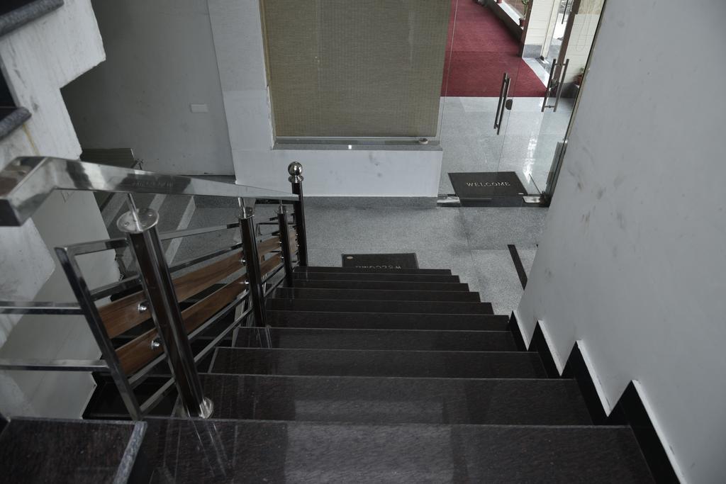 Hill Paradise Hotel Nagchala Exterior photo